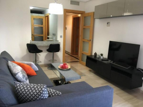 Apartment Facing the Sea and Close to the Center of Malaga